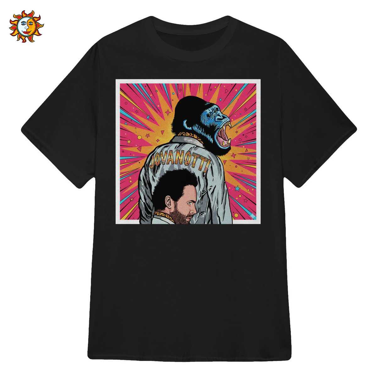 T-shirt Jovanotti Sabatomania: Maglietta Stile Fumetto Retrò Anni 80 1 T-shirt Jovanotti Sabatomania: Maglietta Stile Fumetto Retrò Anni 80